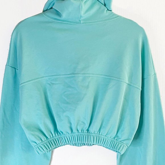 Women Top & Jogger Set Aqua Blue NWOT - Size S - Picture 8 of 13